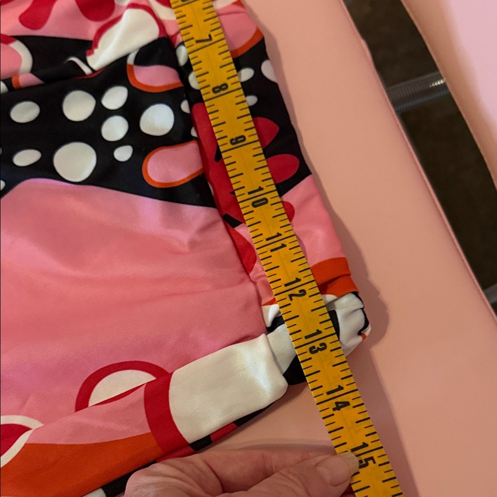 Vibrant Pink and Black Patterned stretch Pants - Picture 3 of 6